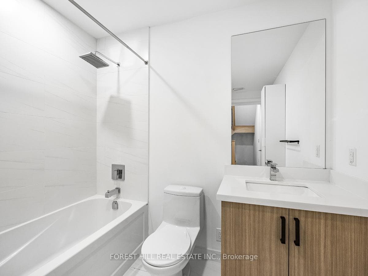 18 Greenbriar Road Unit 3 photo 22