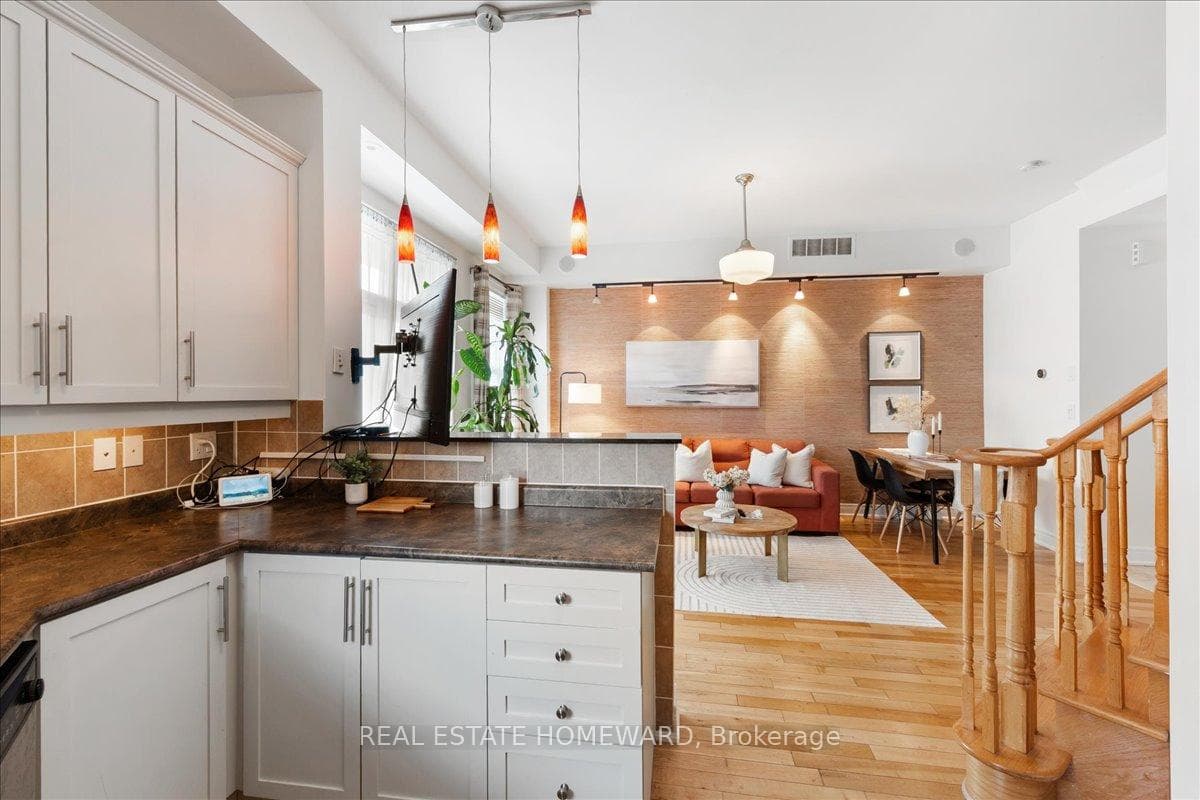 14 Fairhead Mews photo 16