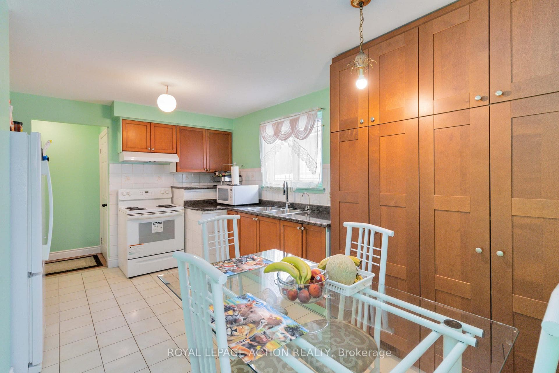 3314 Jolliffe Avenue photo 5