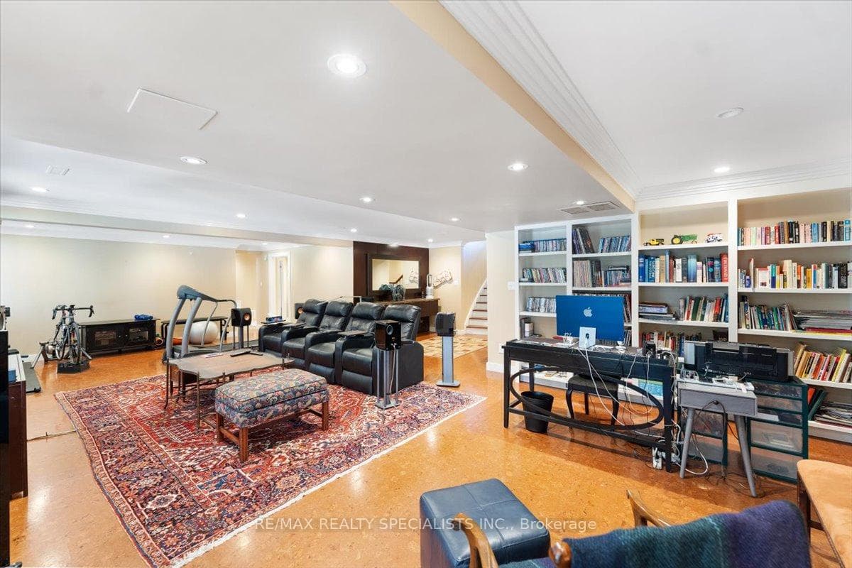 140 Walker Road photo 26