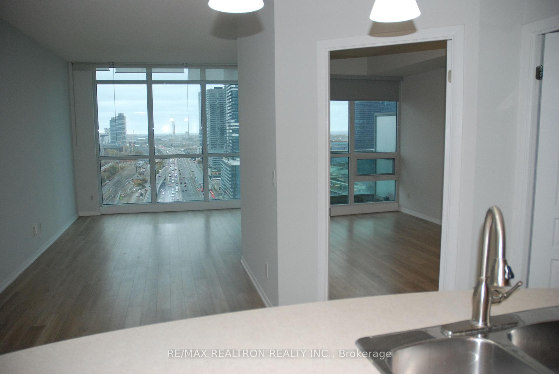 18 Yonge Street Unit 2408 photo 2