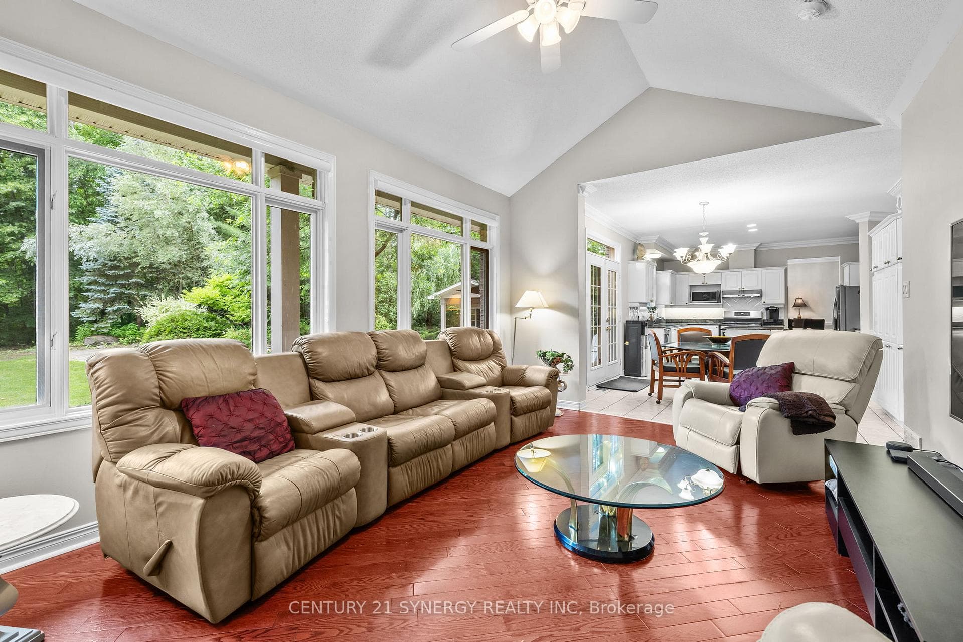 5835 Knights Drive photo 16