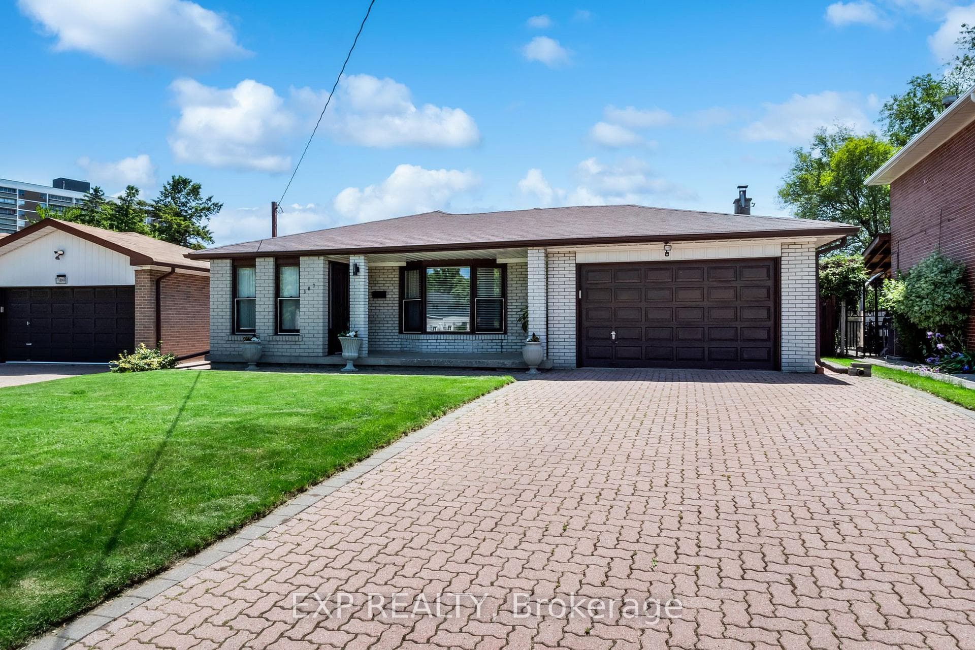 307 Driftwood Avenue photo 1