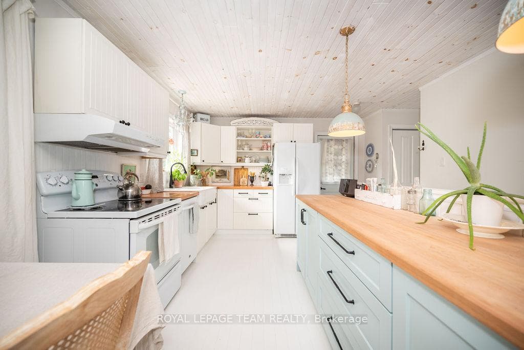 33 JACKPINE Street photo 21