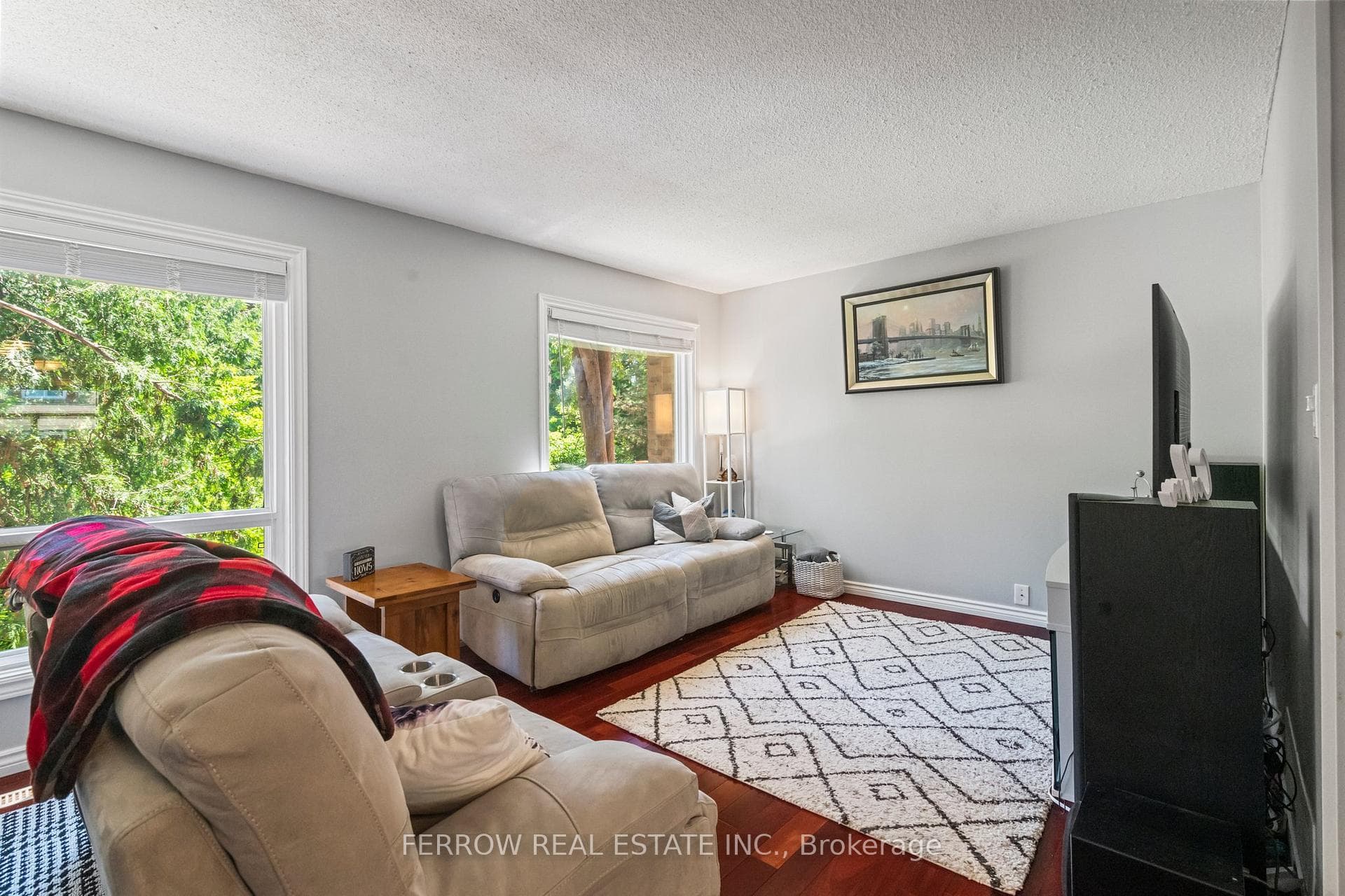 19 Cottonwood Court photo 18