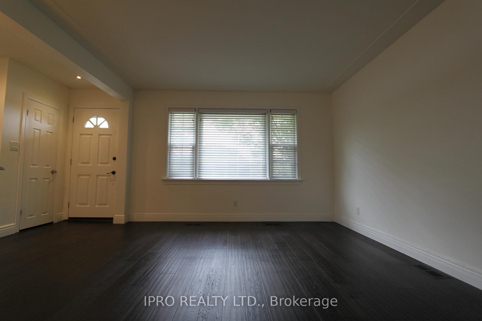 2114 Sunnydale Drive photo 4