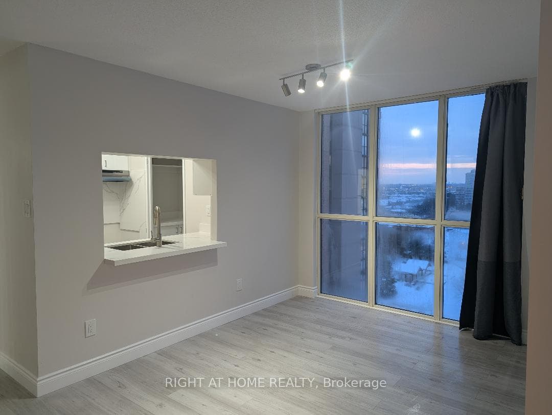 265 Enfield Place Unit 1504 photo 12