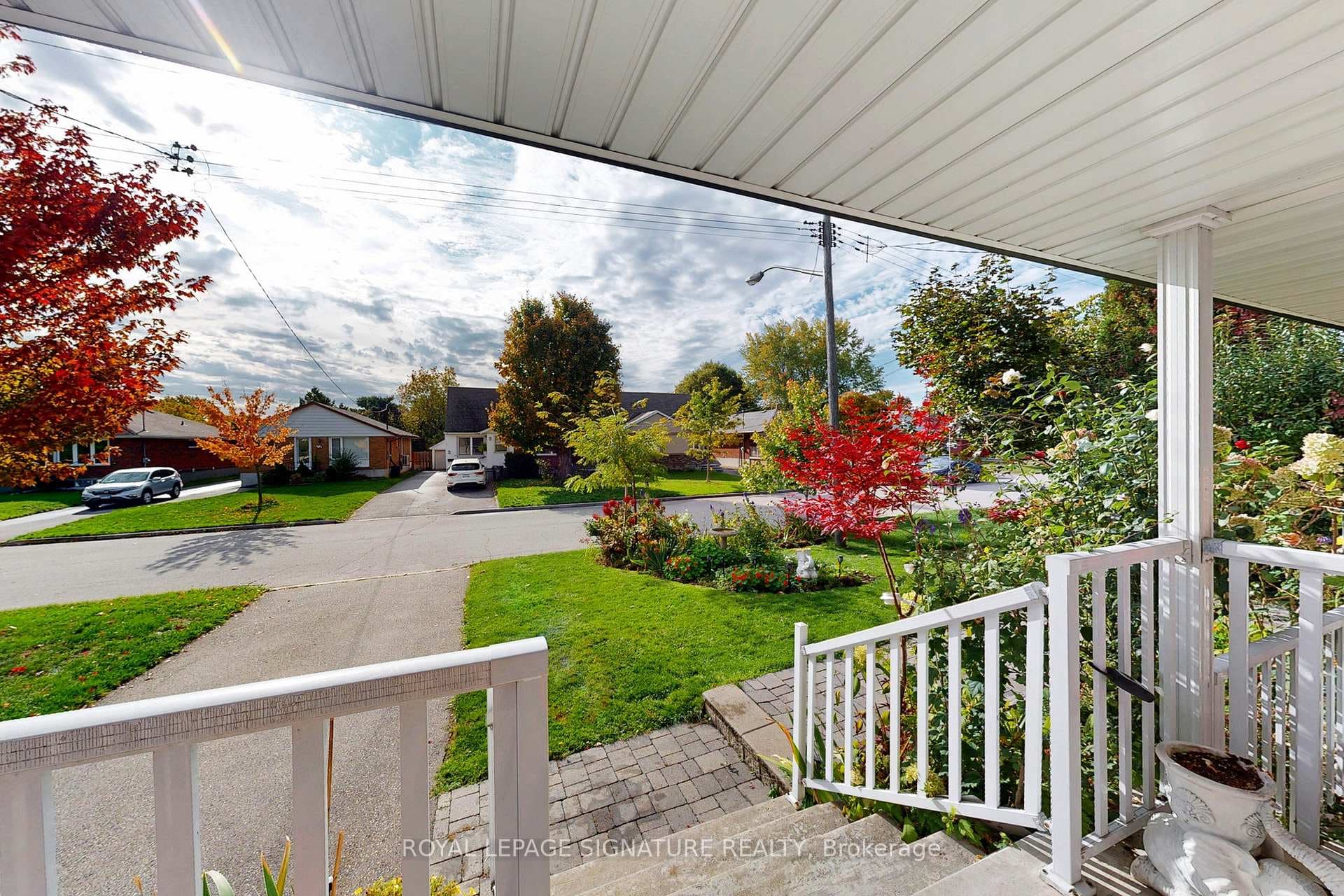 68 Christina Crescent photo 6