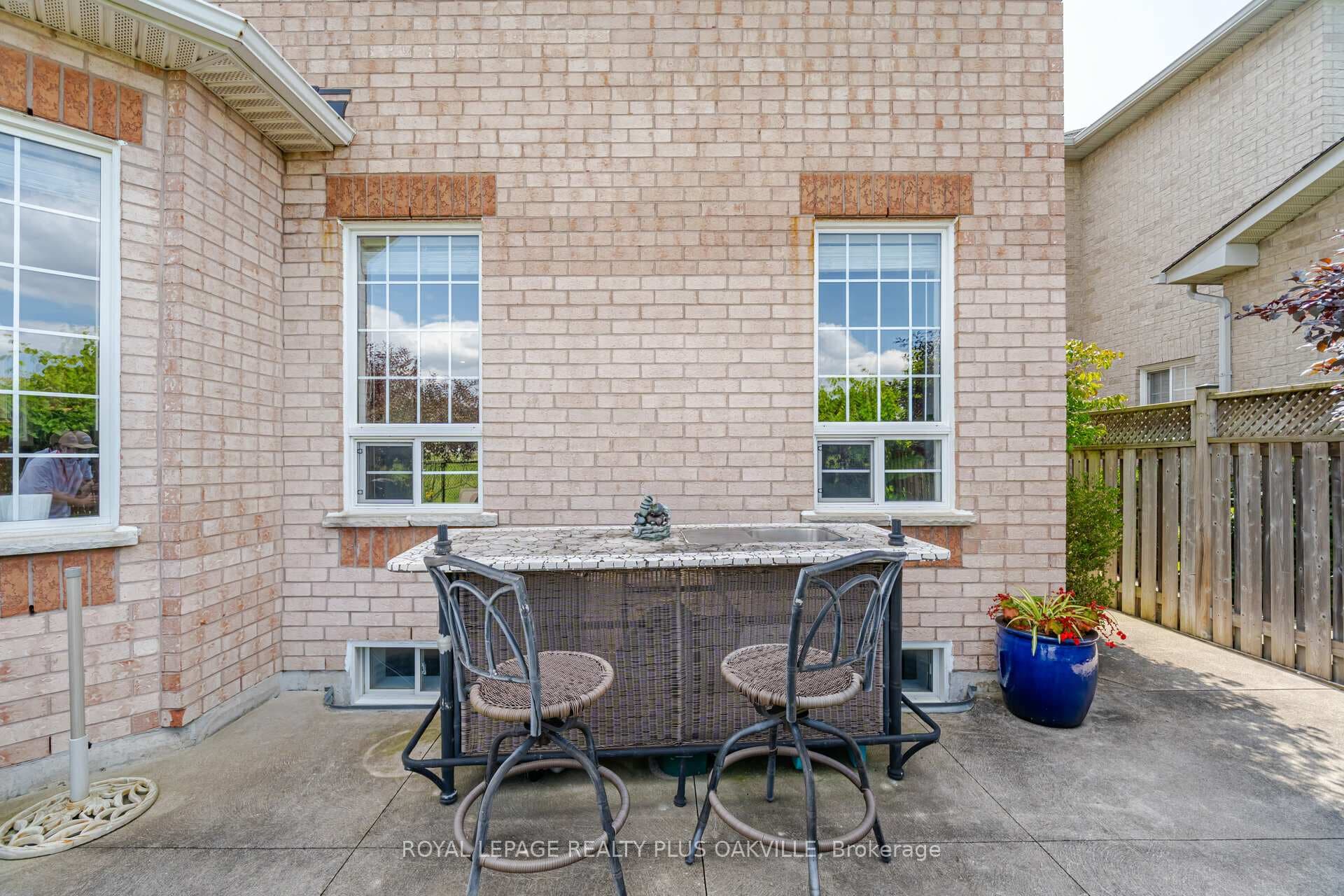 3541 Jorie Crescent photo 40