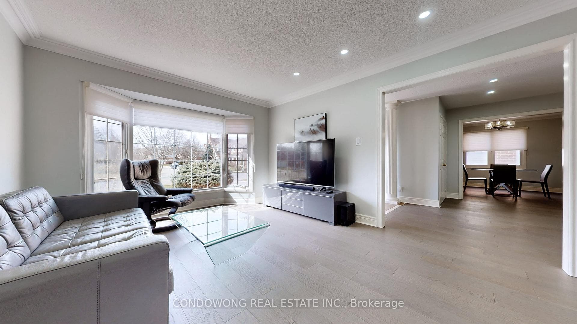 97 Longwater Chase photo 6