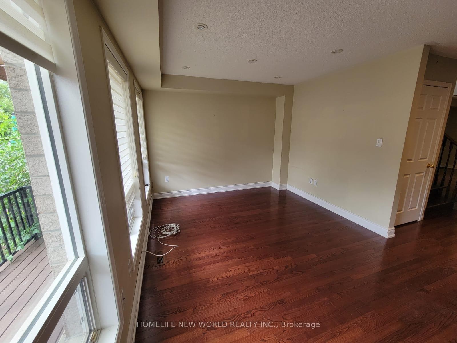 43 Selkirk Drive photo 4