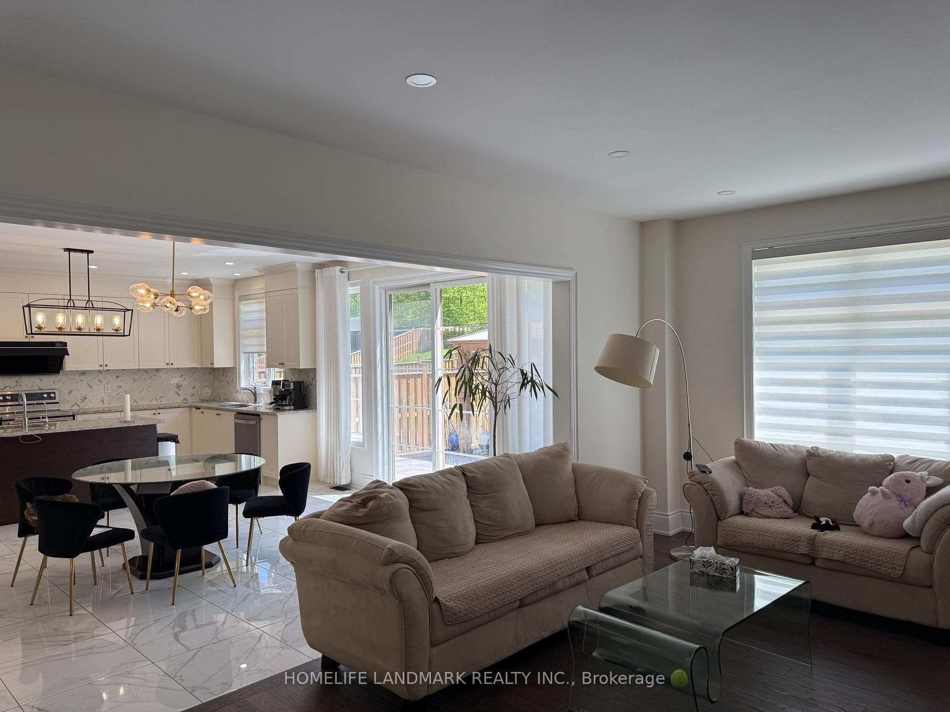 46 Forest Edge Crescent photo 15