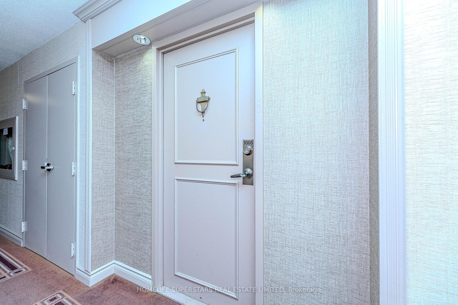 7 Townsgate Drive Unit 1005 photo 3