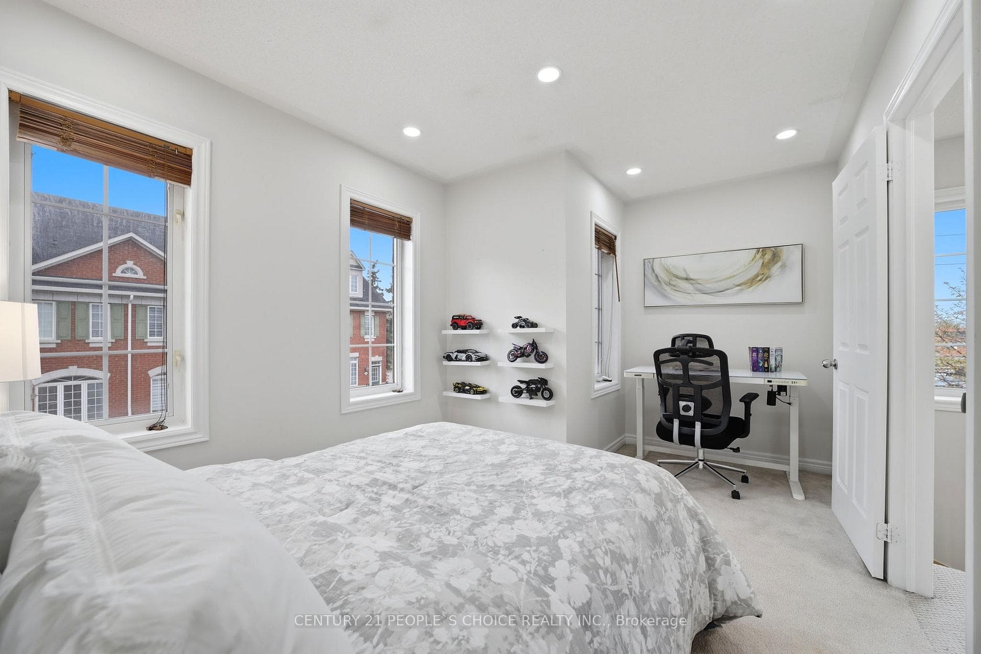 1330 Altona Road Unit 1 photo 29