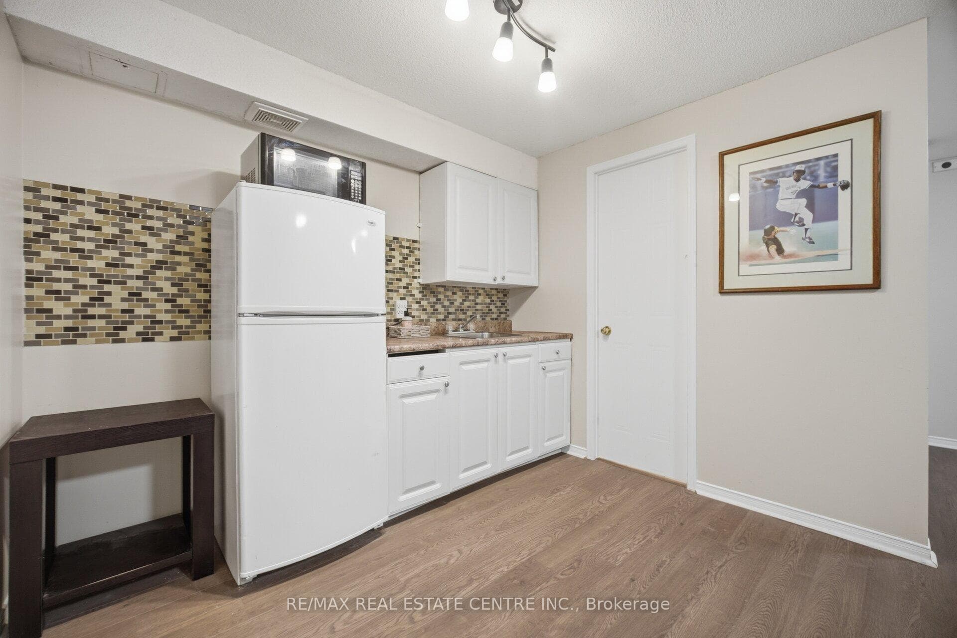 1211 Parkwest Place Unit 4 photo 31