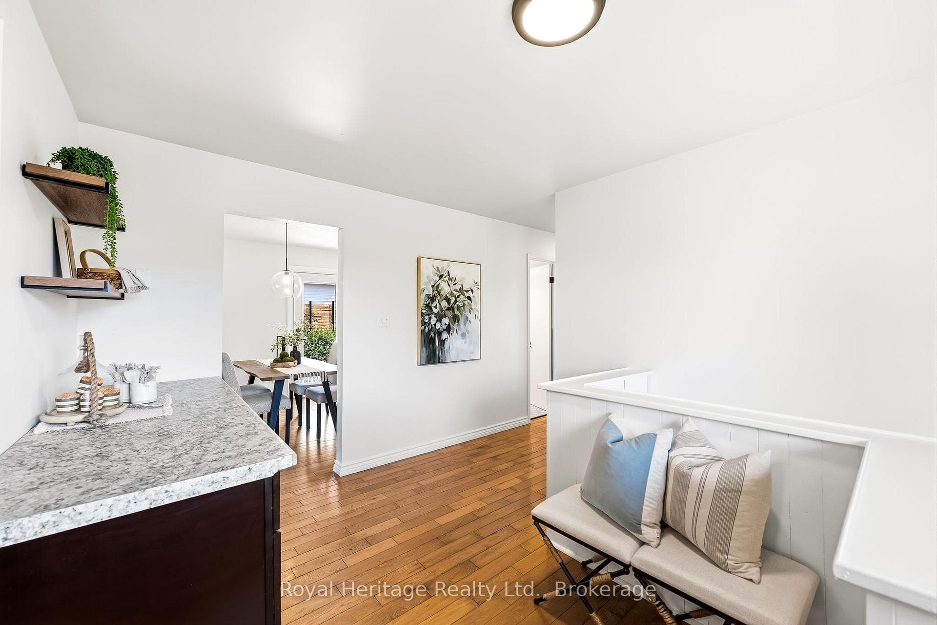 4 Thornlea Road photo 14
