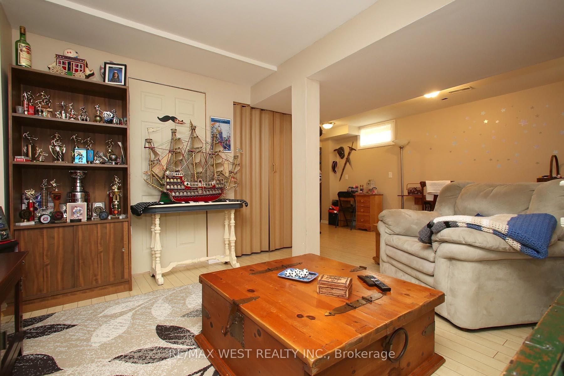 125 Marion Street photo 18