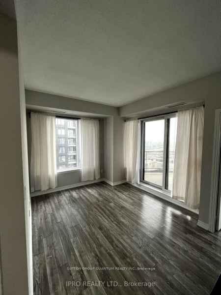 385 Prince Of Wales Drive Unit 2602 photo 4