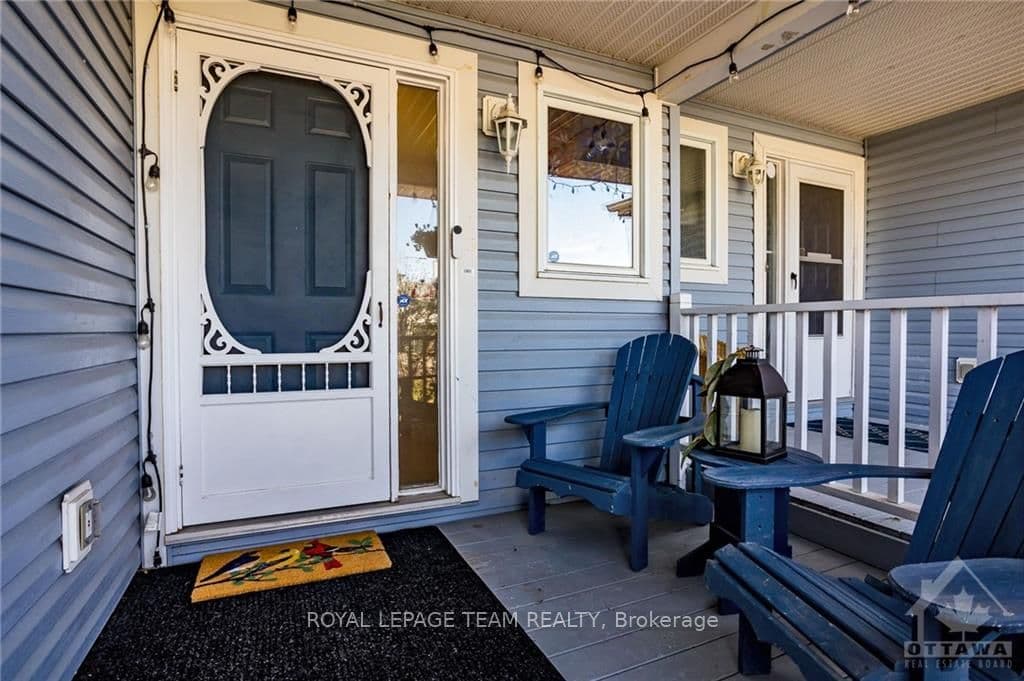 925 MALEY Street photo 2