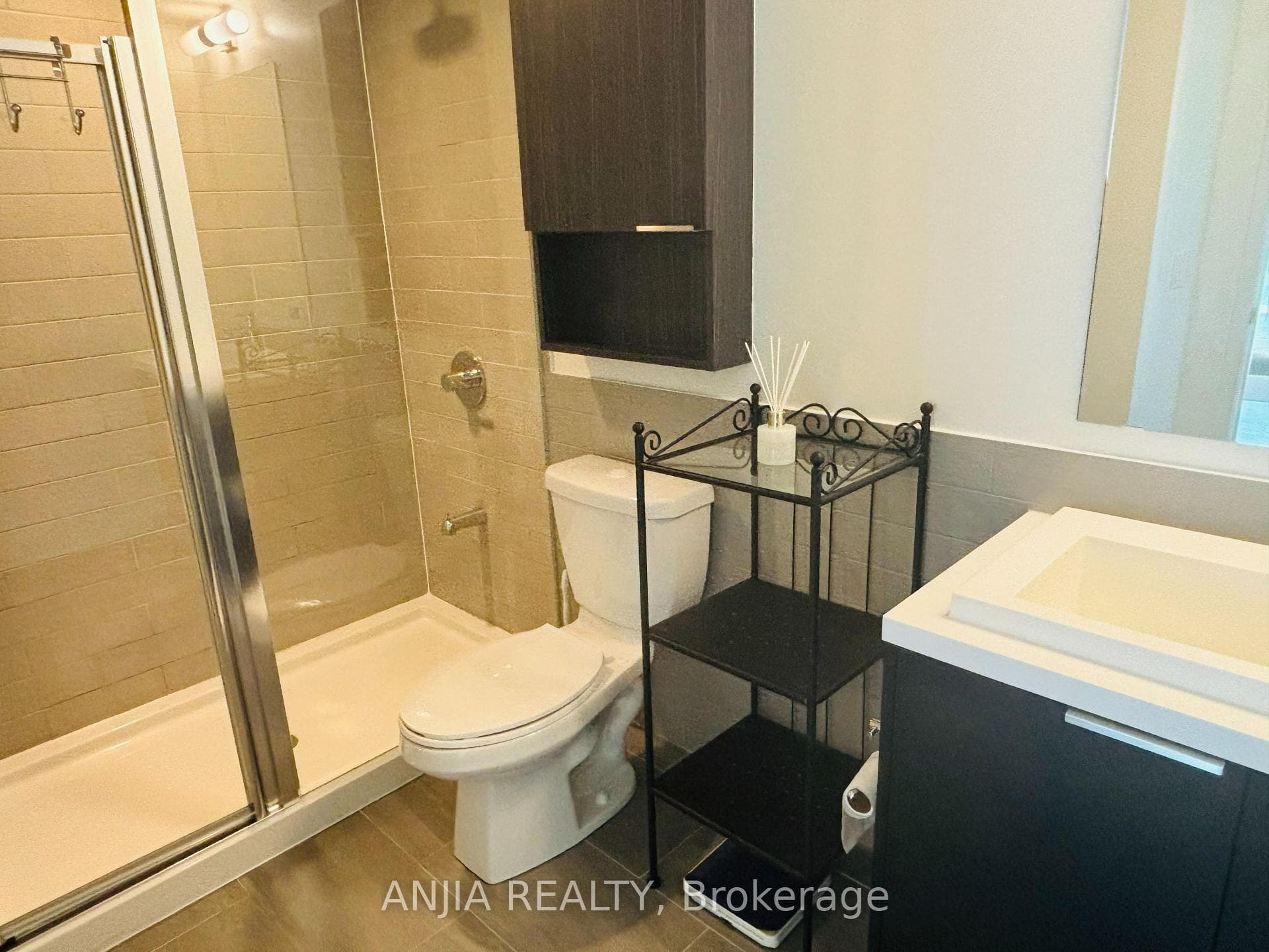 6 Sonic Way Unit 1807 photo 10