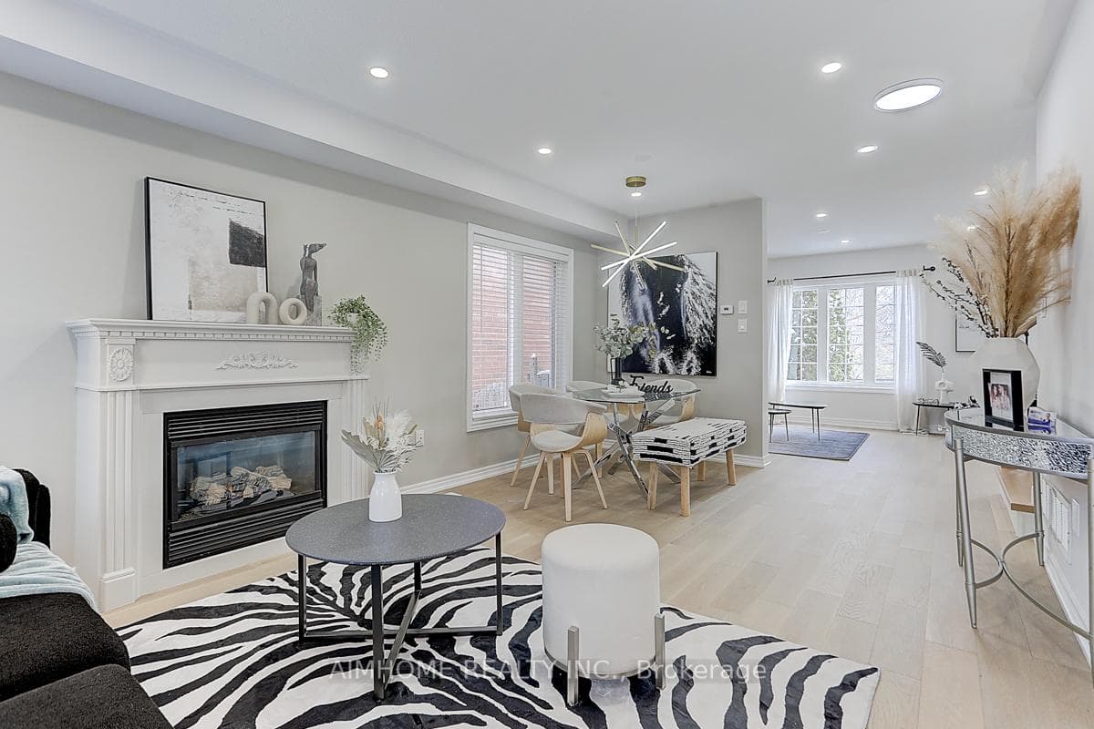 668 Society Crescent photo 3