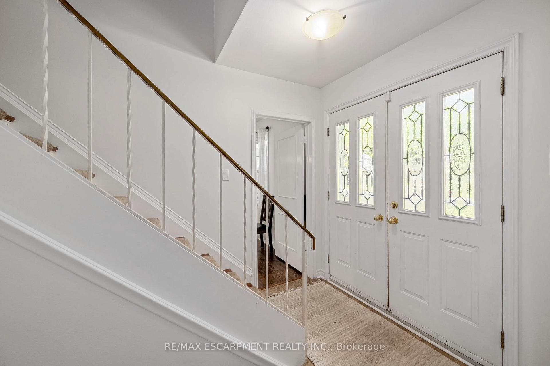 50 Queen Mary Crescent photo 3