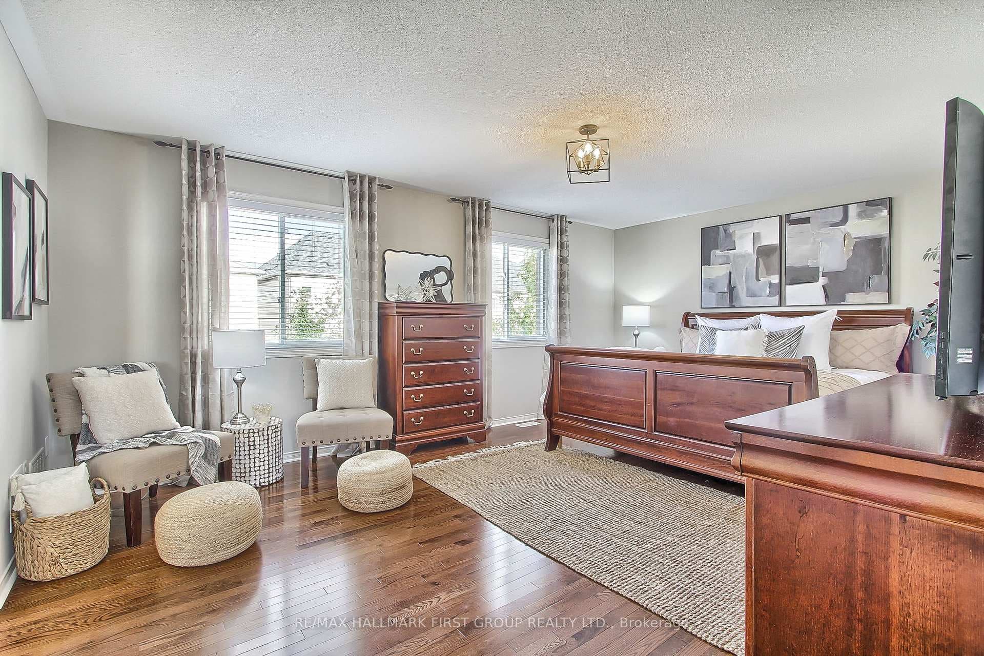 127 Decourcy-Ireland Circle photo 25