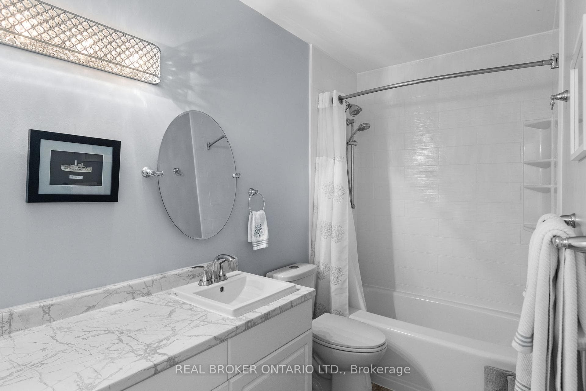 1671 Peninsula Point Road photo 20
