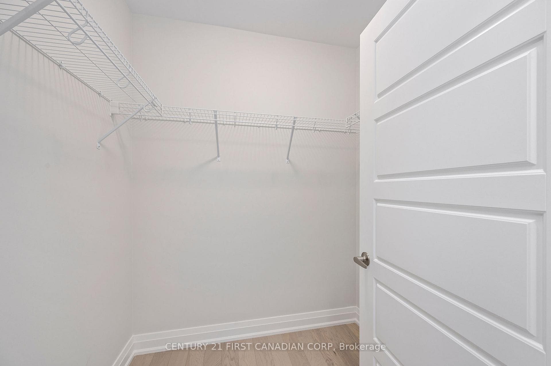 walk in closet