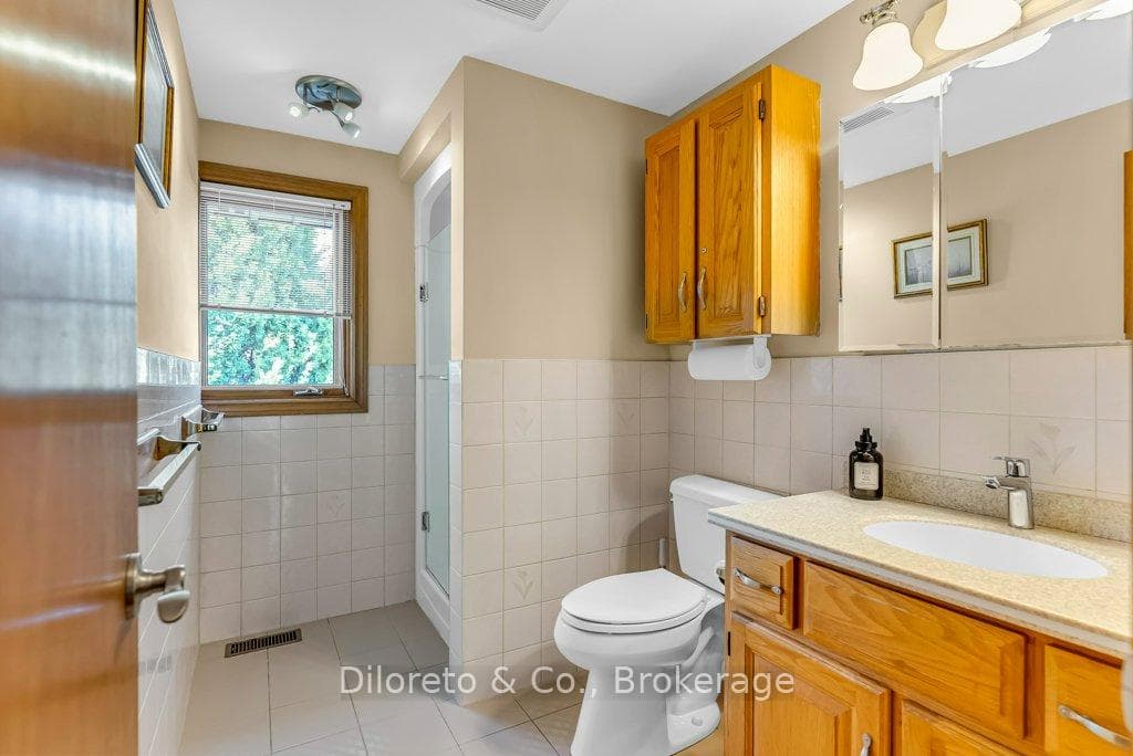 28 Foxwood Crescent photo 27