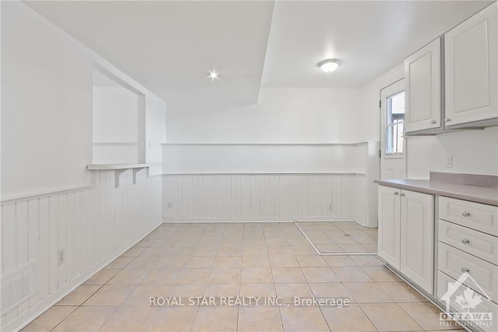 5925 PRINCE OF WALES Drive photo 20