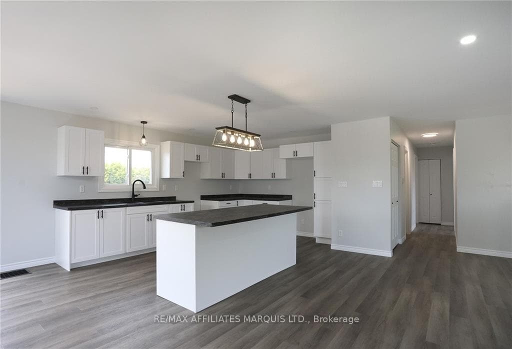22 WESTWINDS Drive photo 11