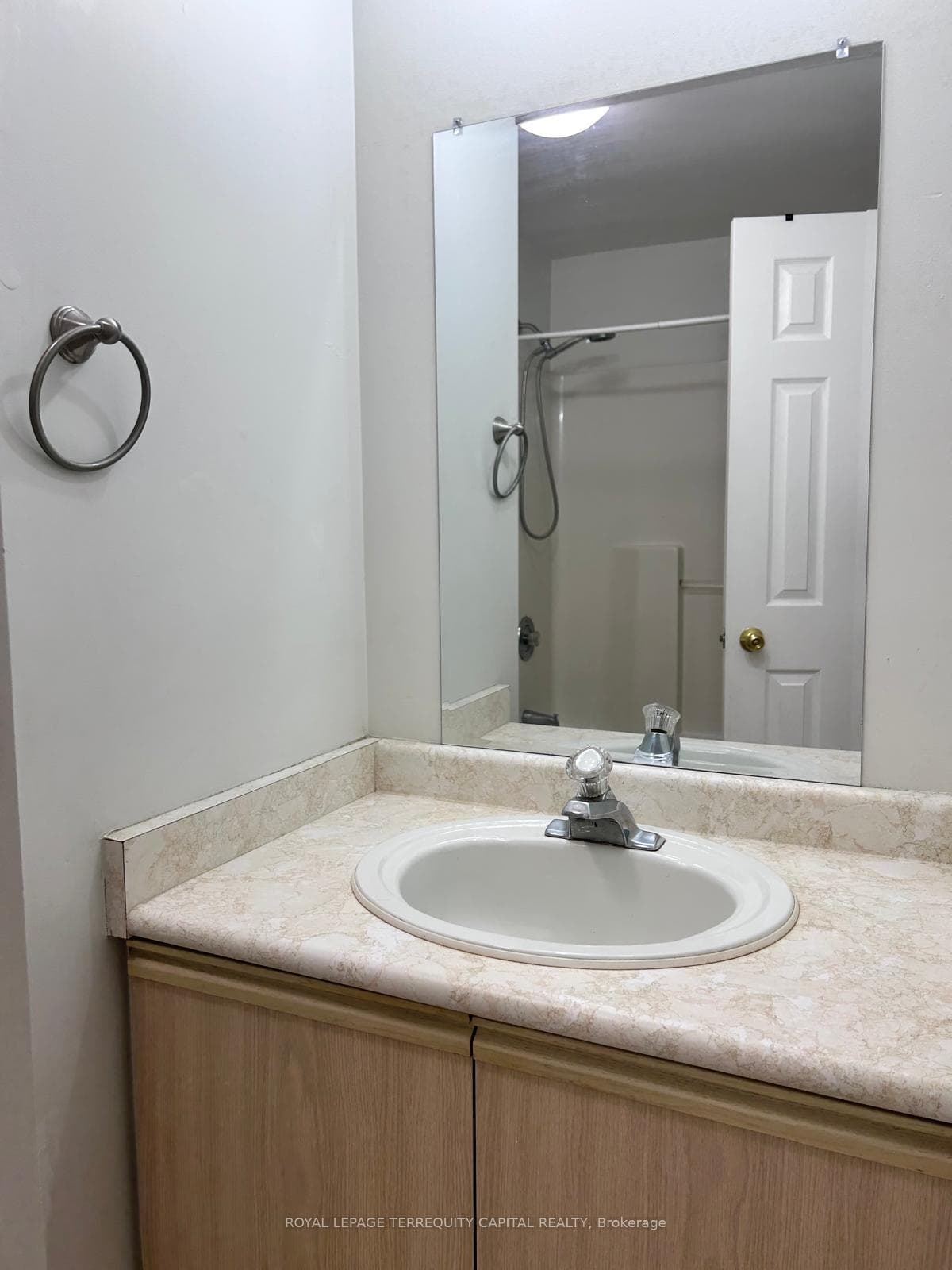 65 Moir Crescent Unit Lower photo 32