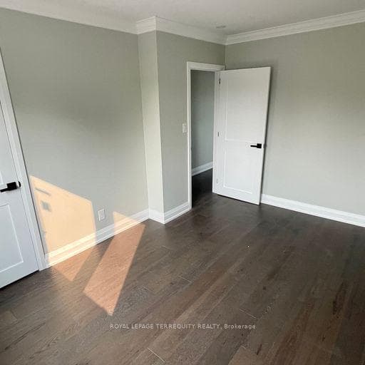 276 Sydney Street Unit Main photo 24