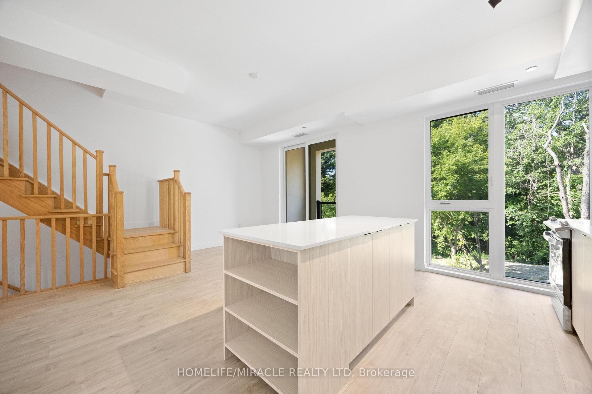 174 Clonmore Drive Unit 9 photo 16