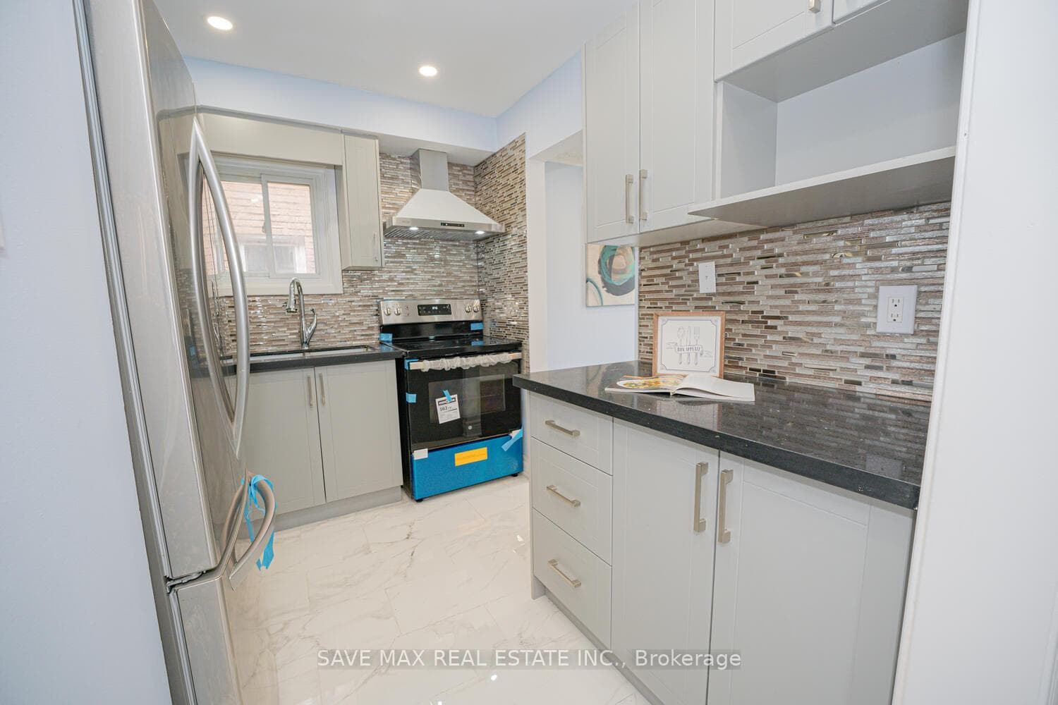 82 Chatfield Drive photo 11