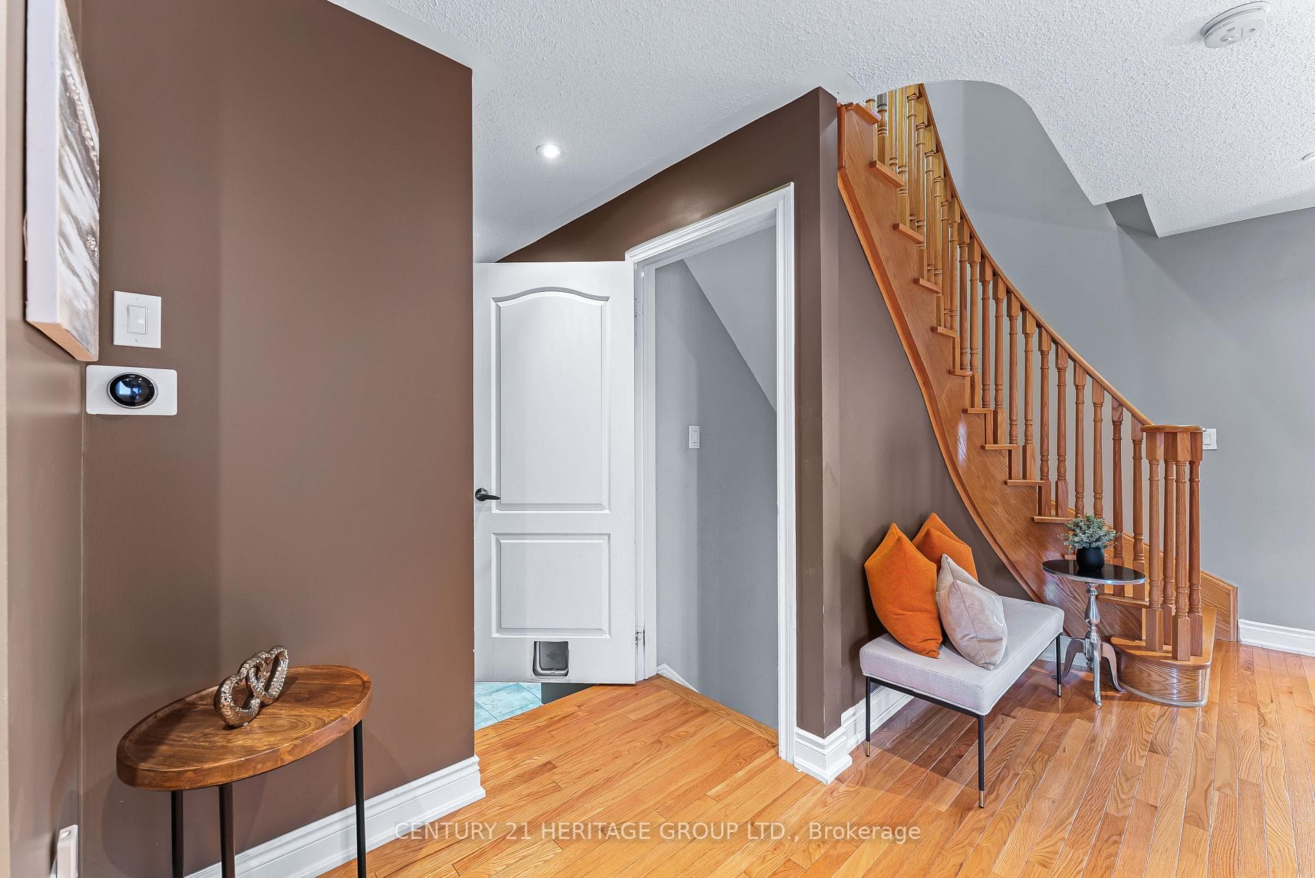 21 Reynolds Crescent photo 29