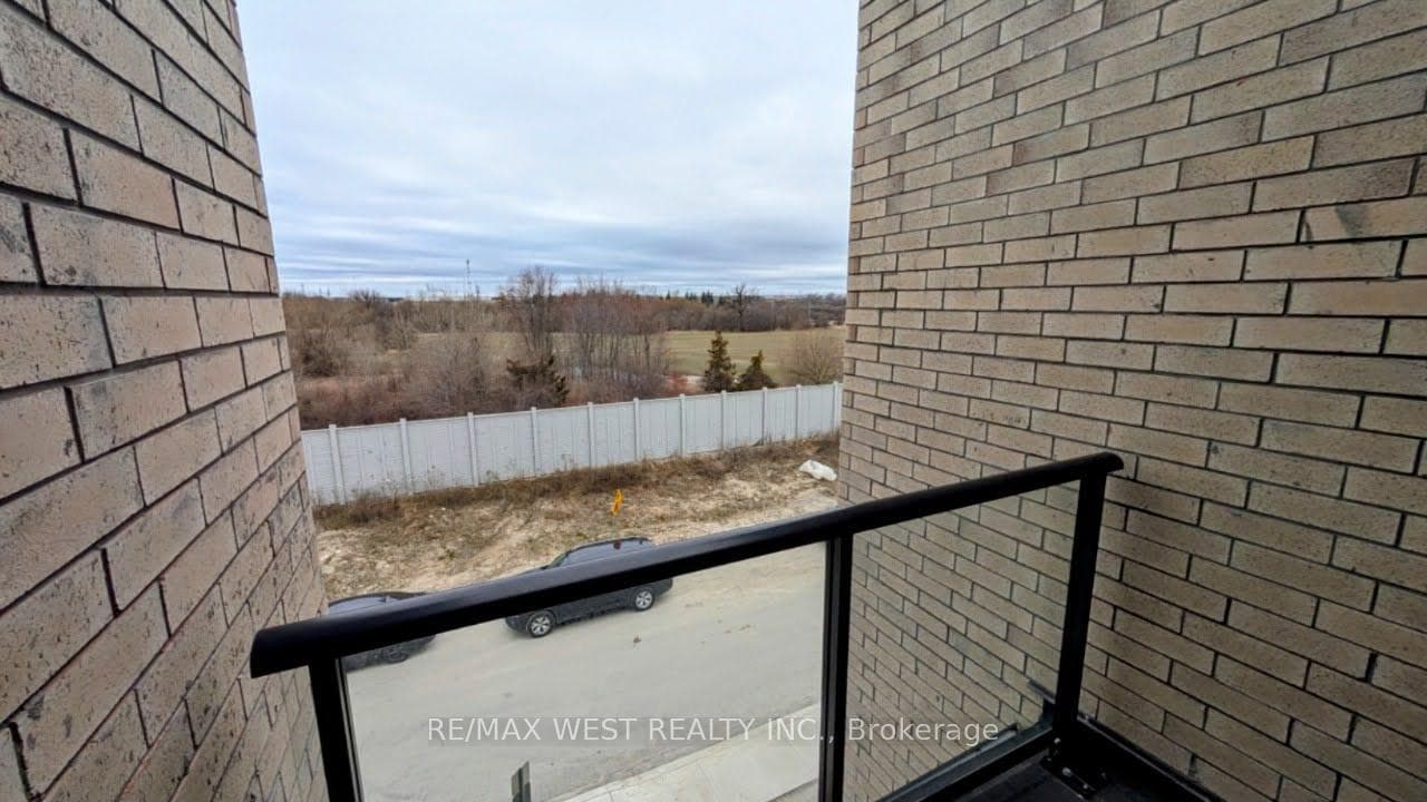 3rd Floor Balcony