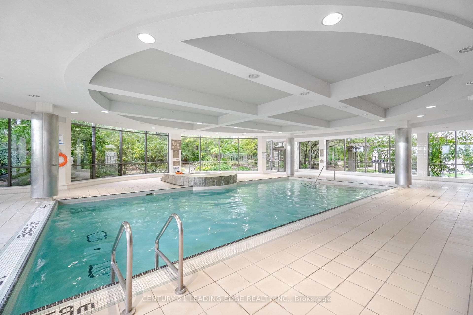 3880 Duke Of York Boulevard Unit 1609 photo 41
