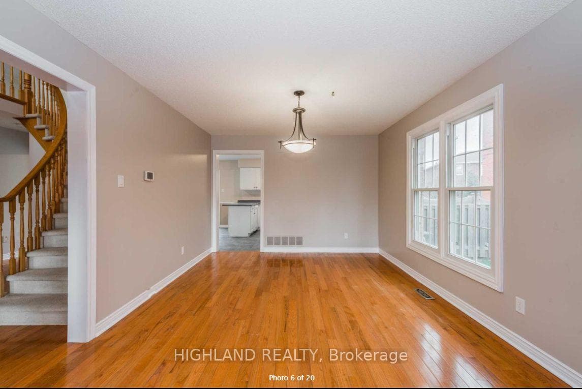 1694 Heritage Way photo 6