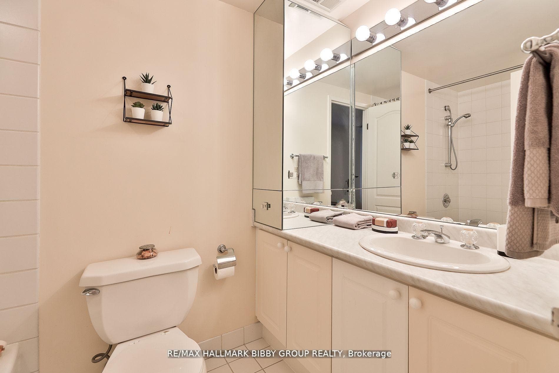 159 Frederick Street Unit 601 photo 29