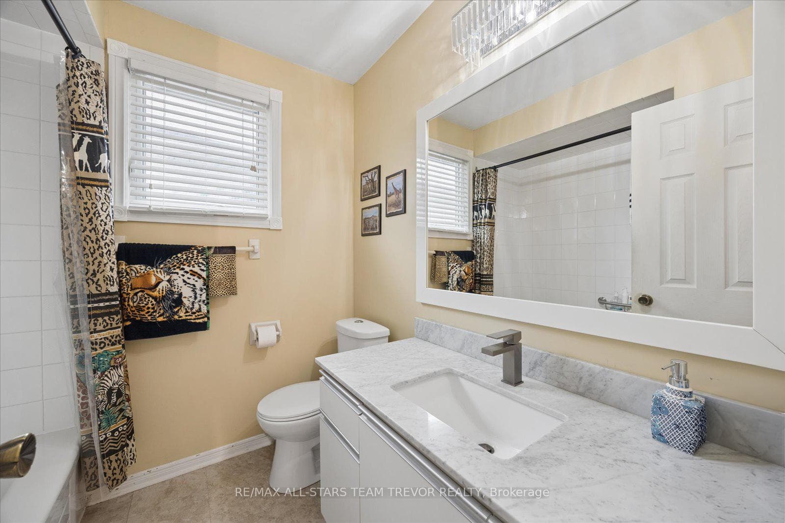 123 Biscayne Boulevard photo 25