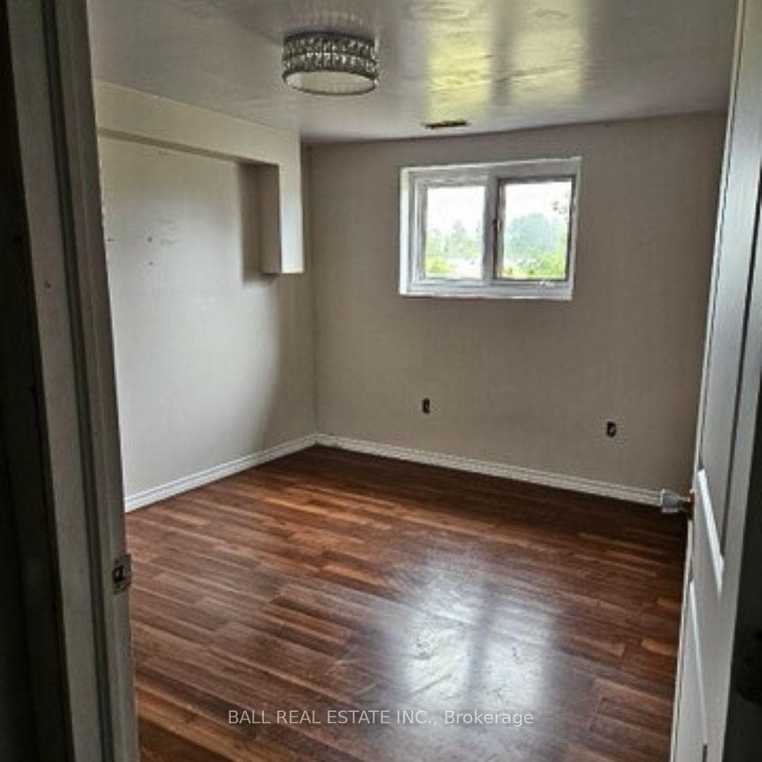 4145 Perth Road photo 5