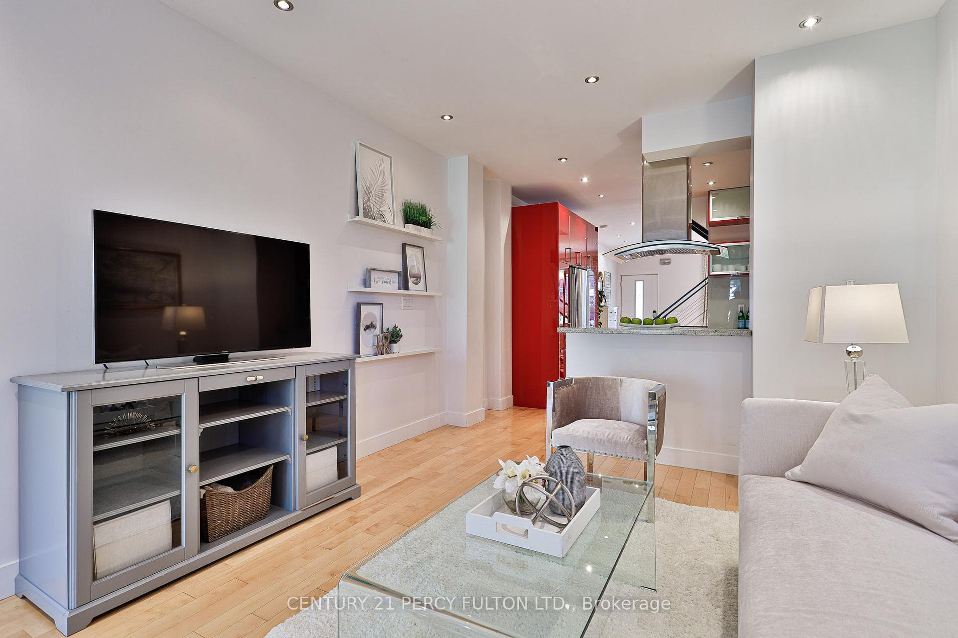 536 Crawford Street photo 9