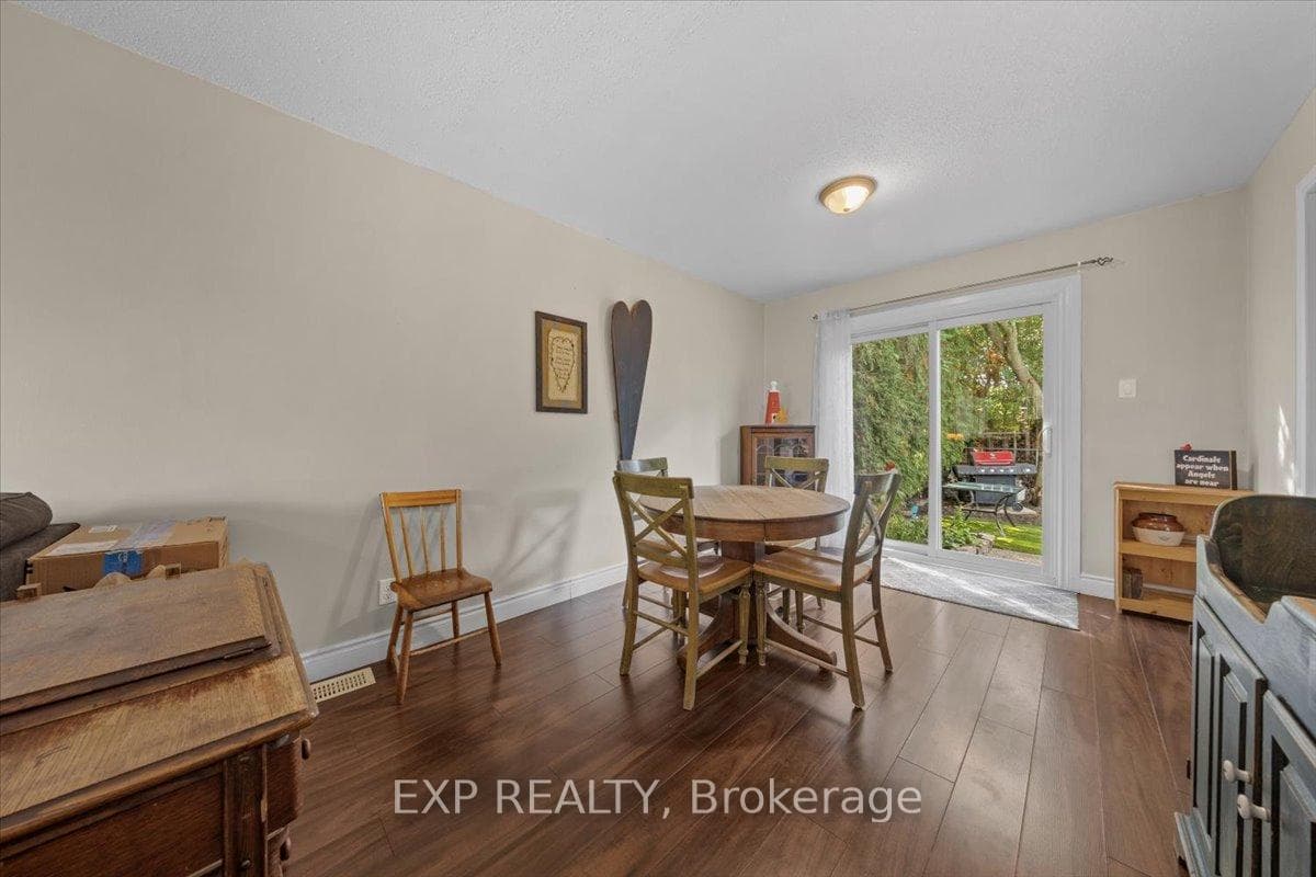 73 Stable Way photo 7