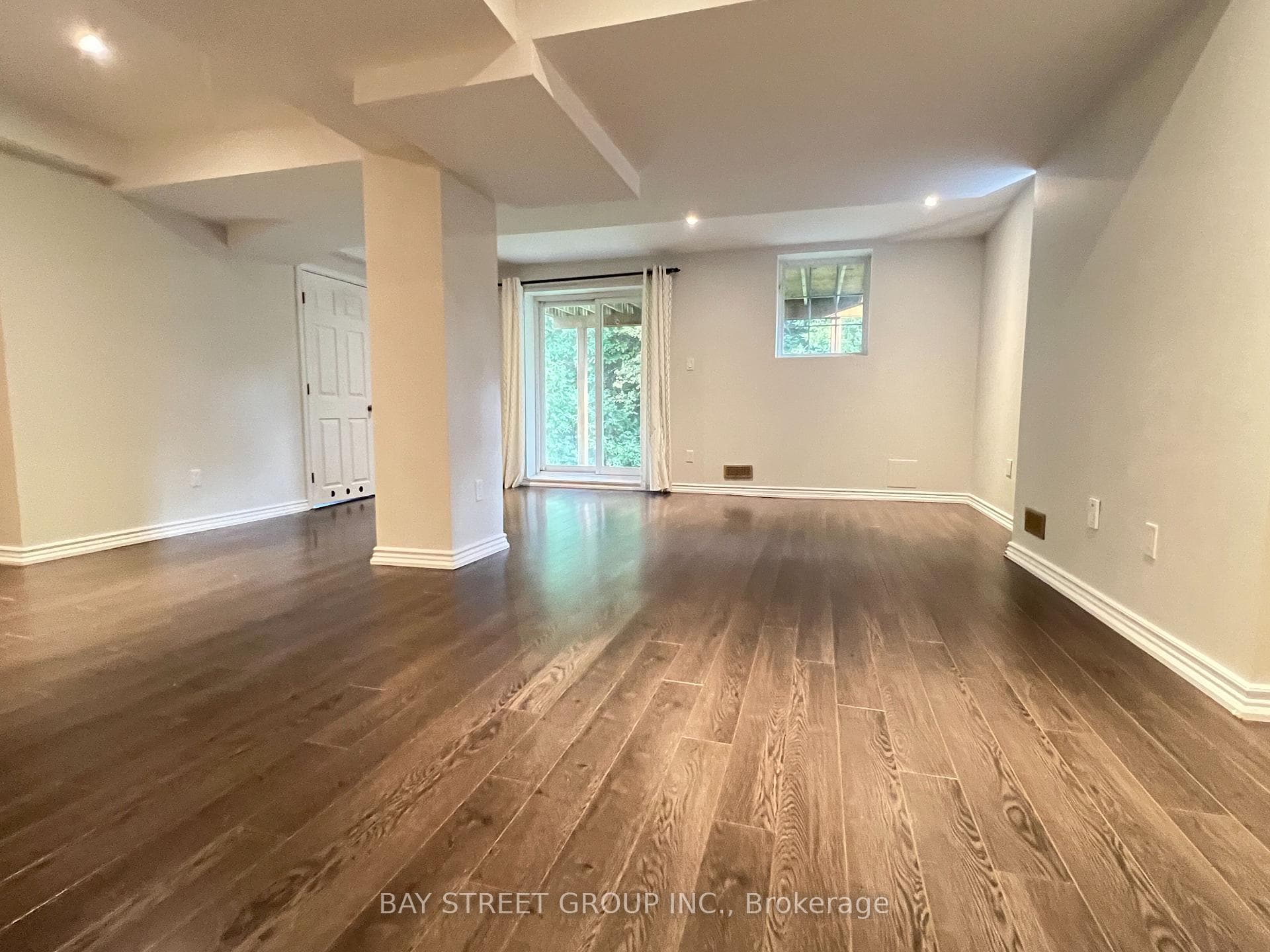 430 Hoover Park Drive photo 17