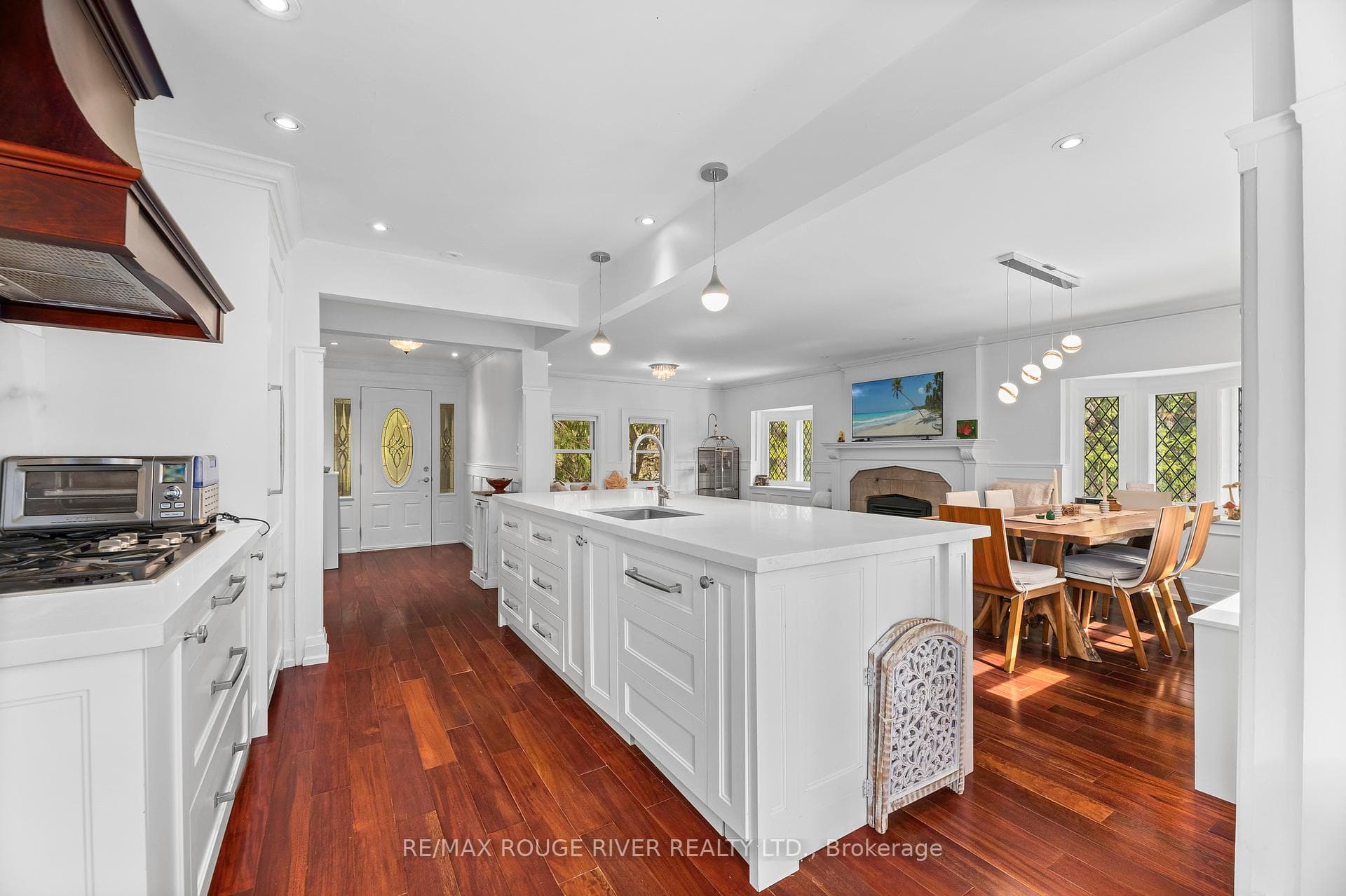 11 Donwoods Drive photo 9