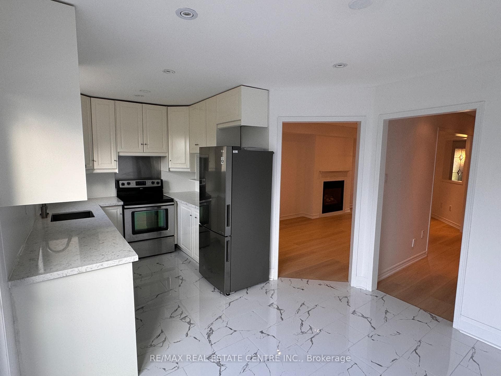 23 Parktree Drive photo 10