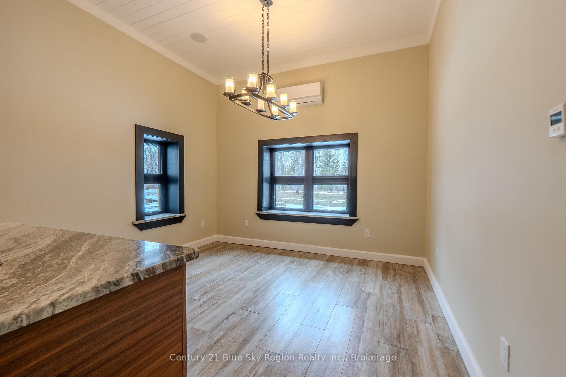 79 Hillcrest Road photo 17