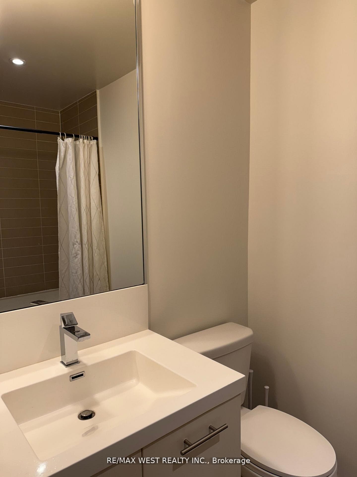 1 Valhalla Inn Road Unit 311 photo 8